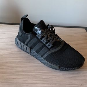 Adidas triple black Japan “print”